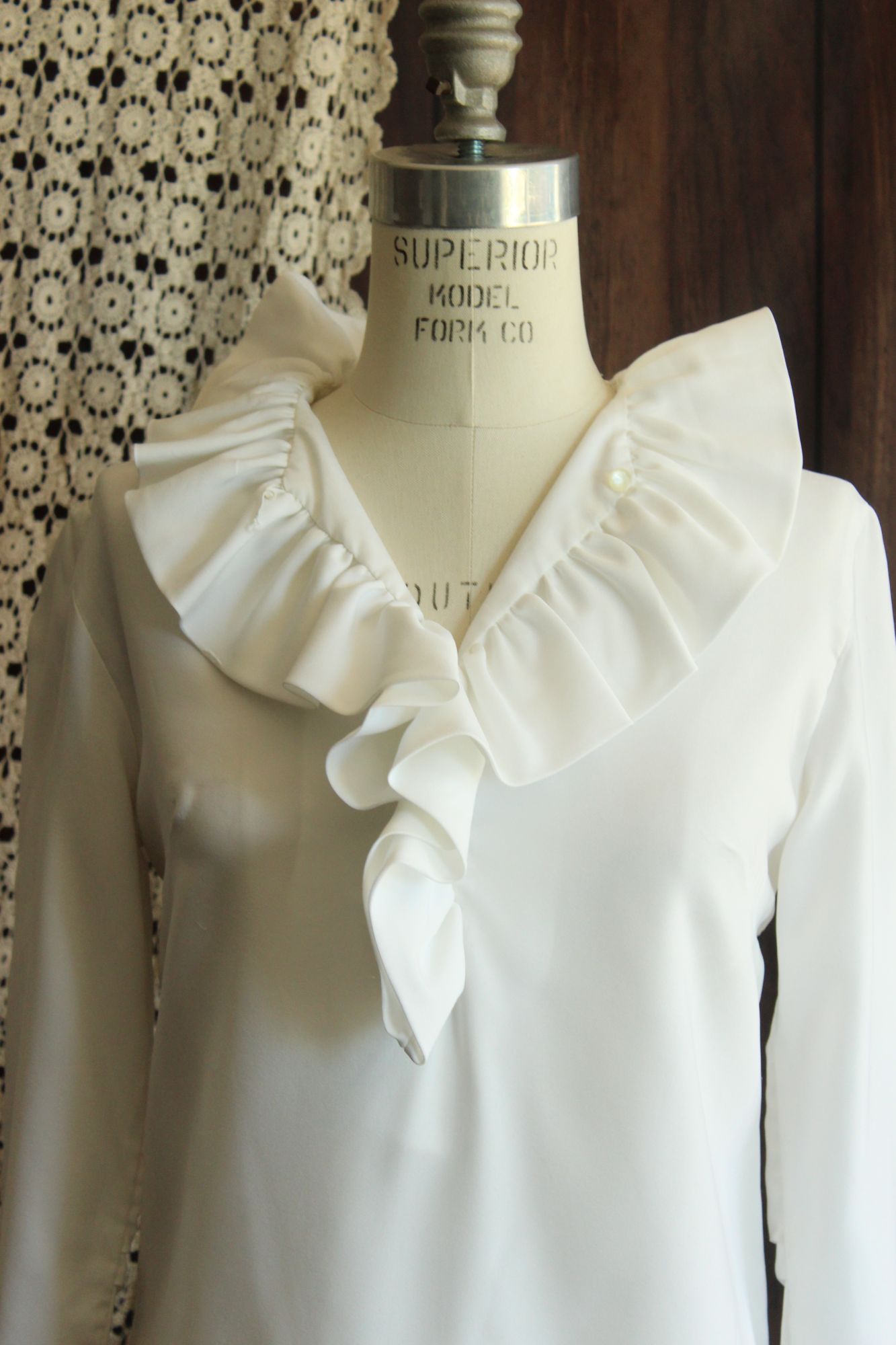 Vintage 1960s Teddi of California White Ruffle Collar Blouse
