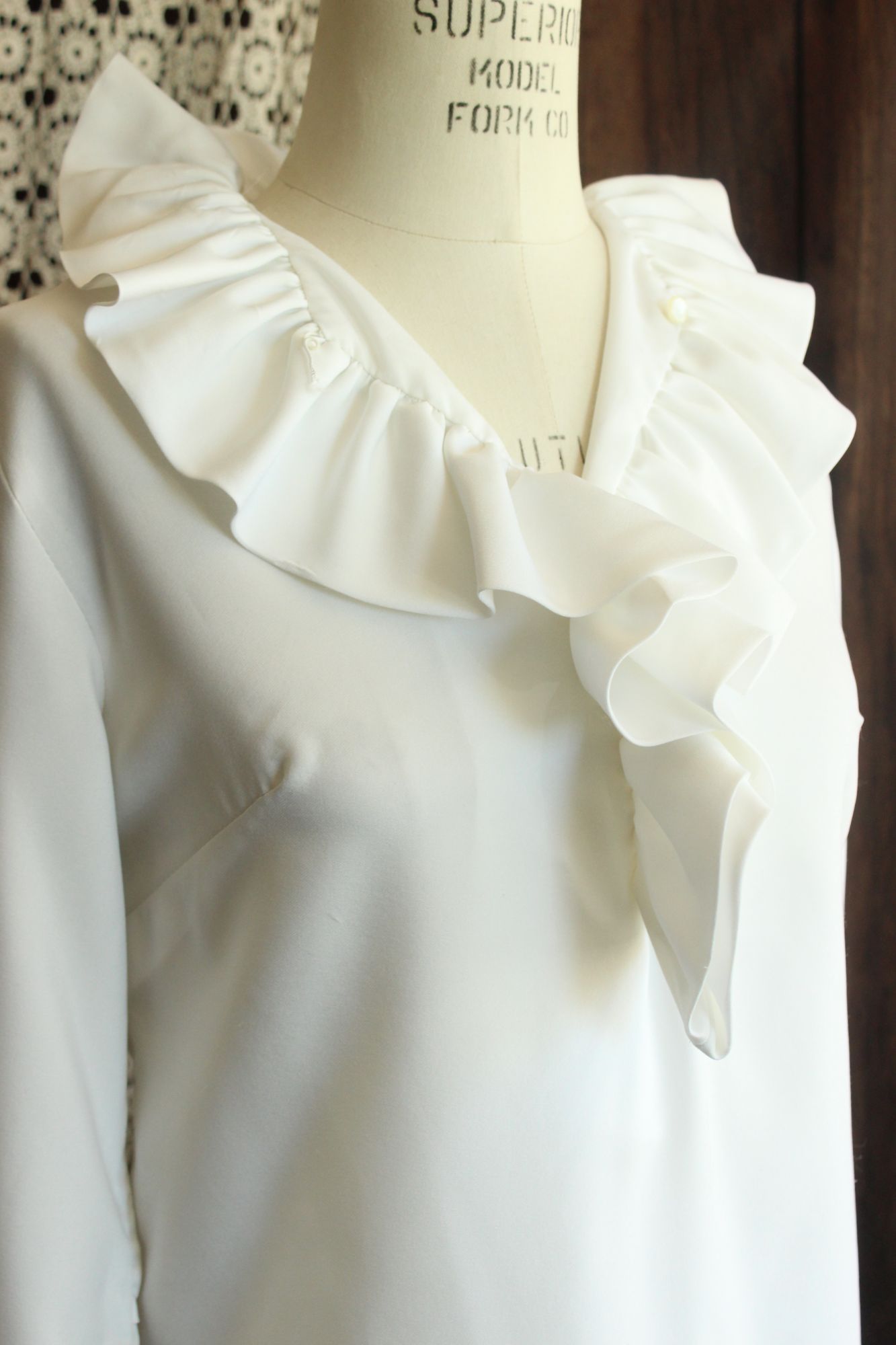 Vintage 1960s Teddi of California White Ruffle Collar Blouse