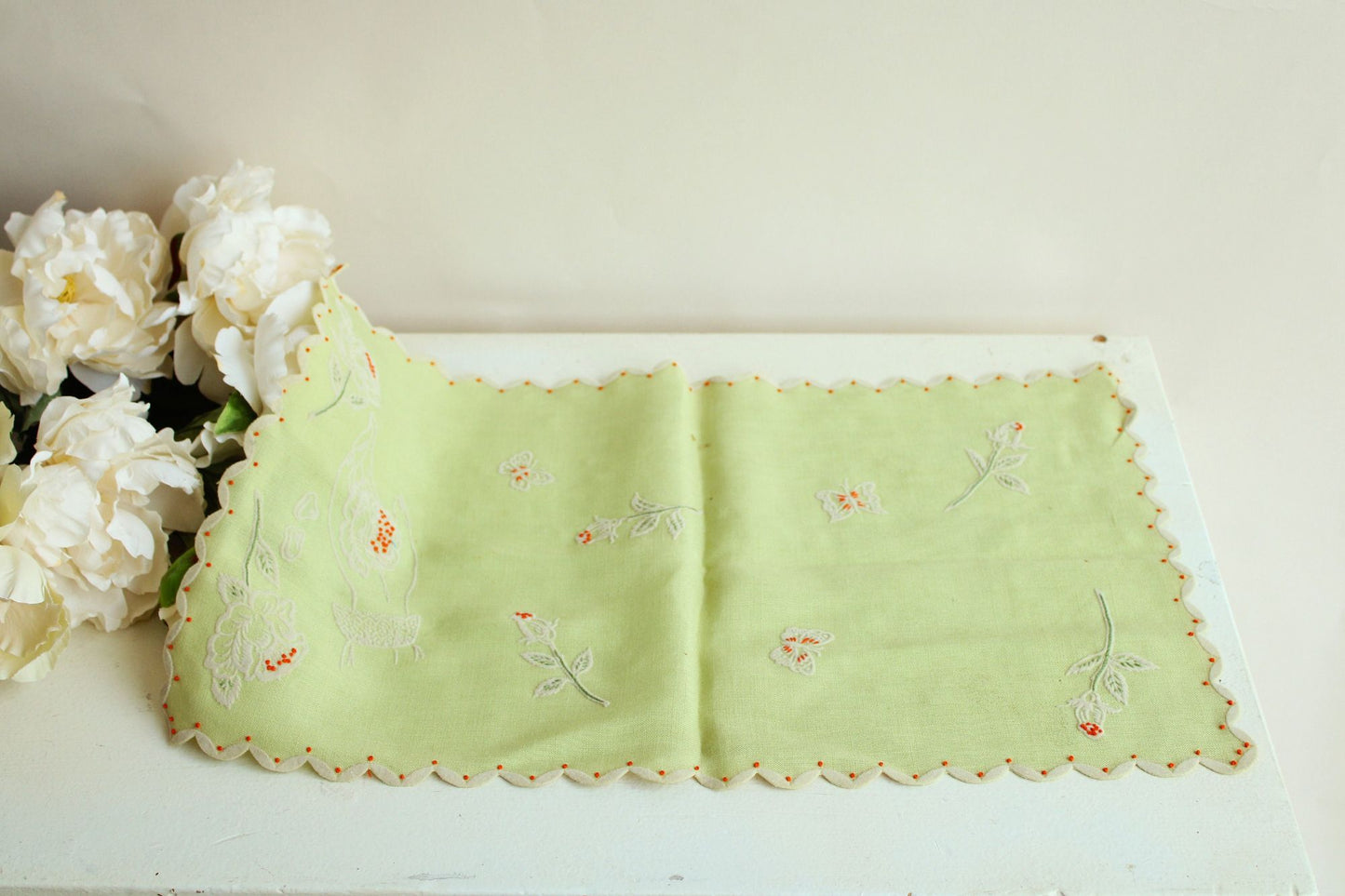 Vintage Green Linen Tea Towel with Floral Rose Embroidery
