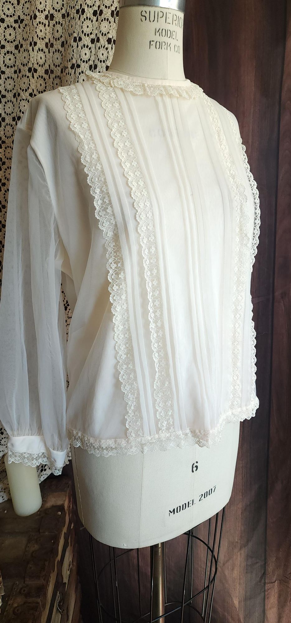 Vintage 1960s Volup Pale Pink Nylon Blouse with Lace Trim
