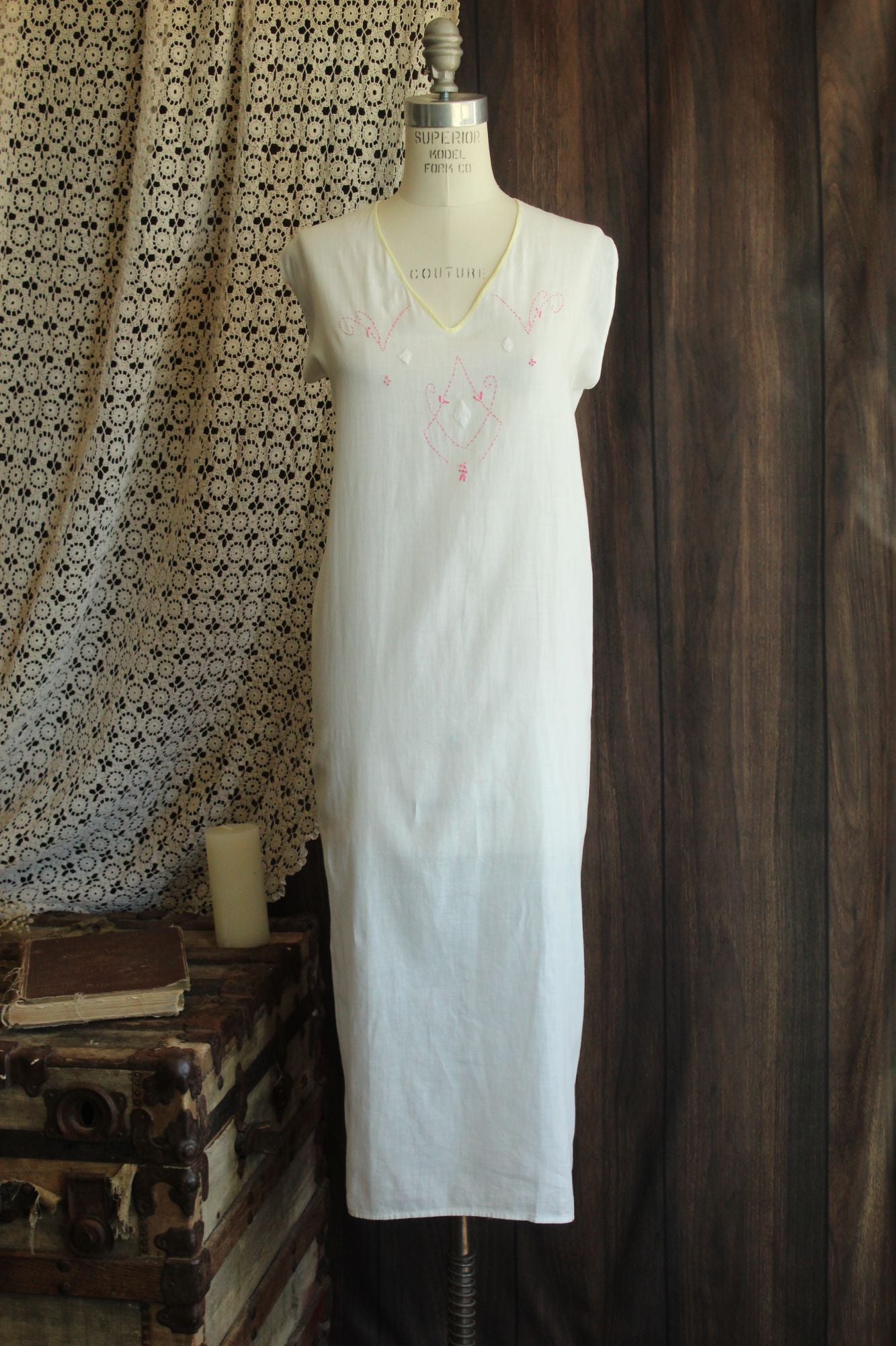 Antique 1910s 1920s White Cotton Embroidered Nightgown