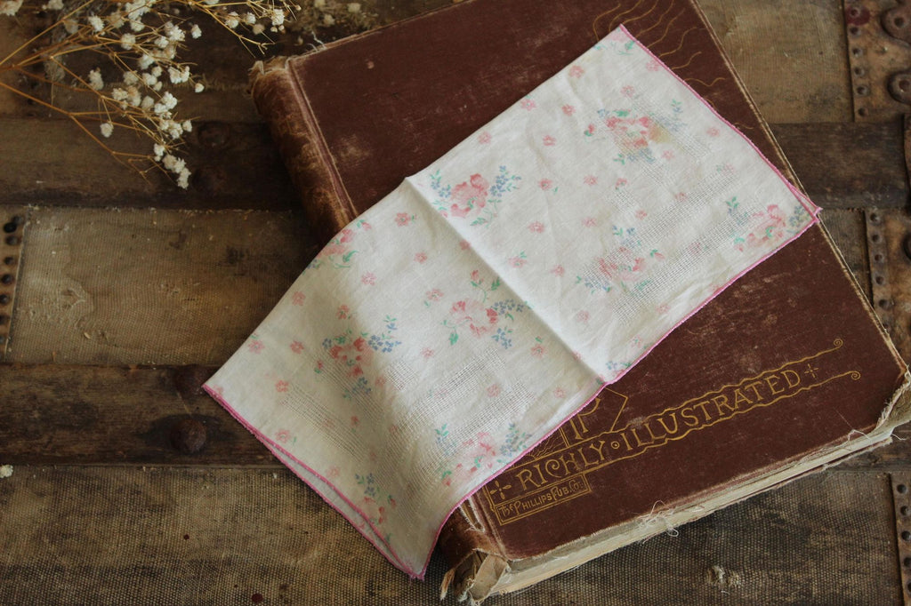 Vintage 1950s Blue and Pink Cabbage Roses and Forget Me Nots Handkerchief