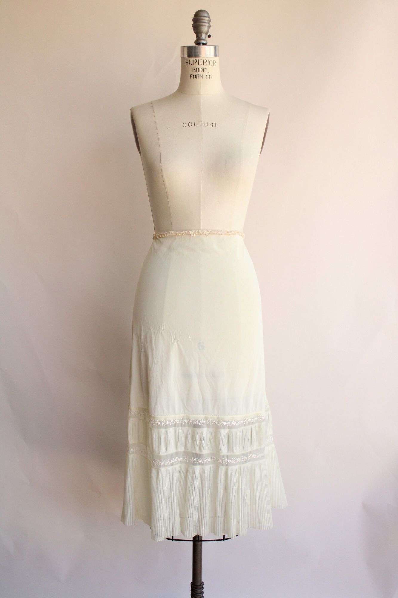 Vintage 1960s Ivory Nylon Half Slip With Lace Trim and Pleated Ruffle