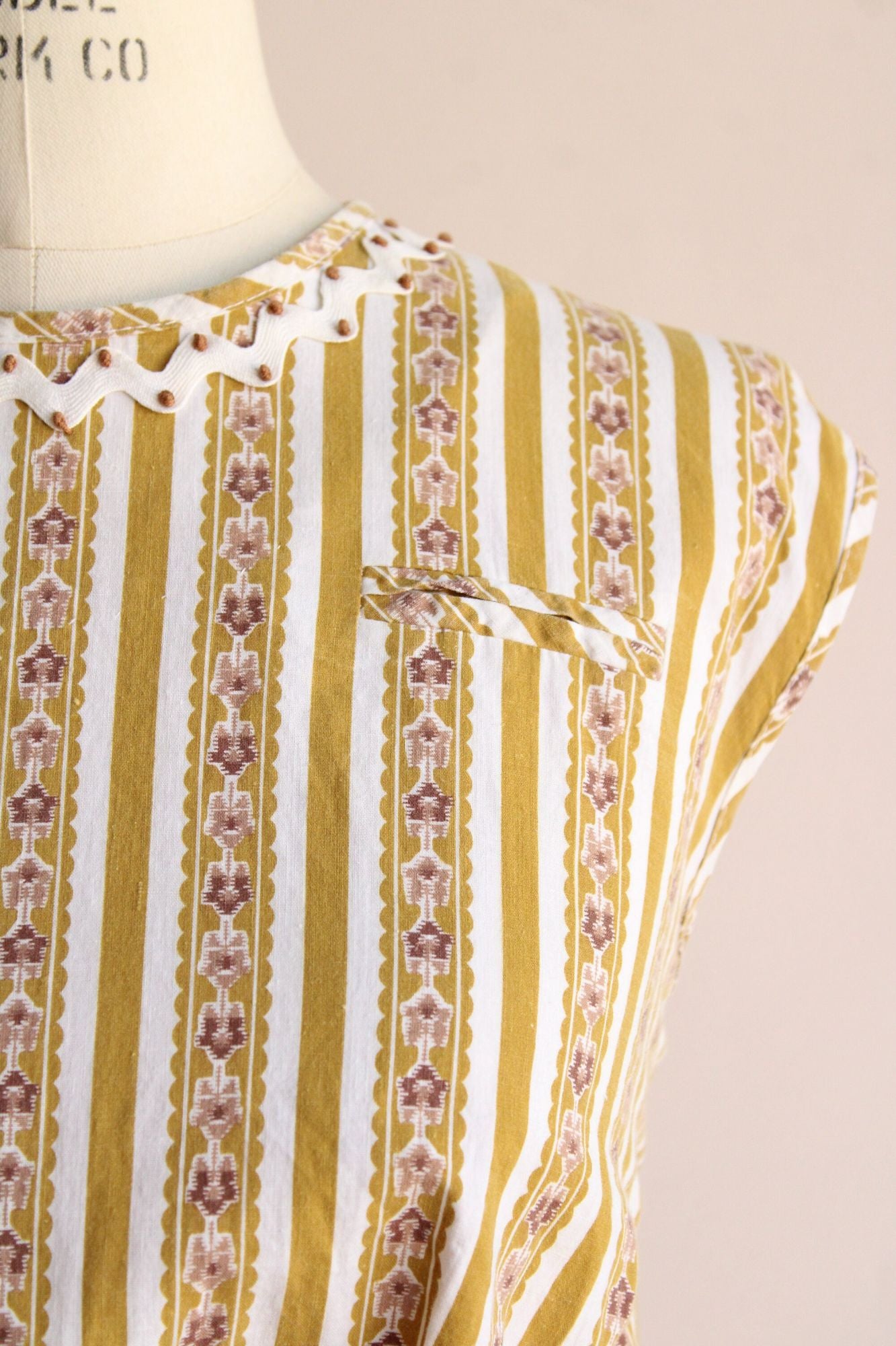 Vintage 1950s 1960s Volup Yellow and White Striped Print Dress