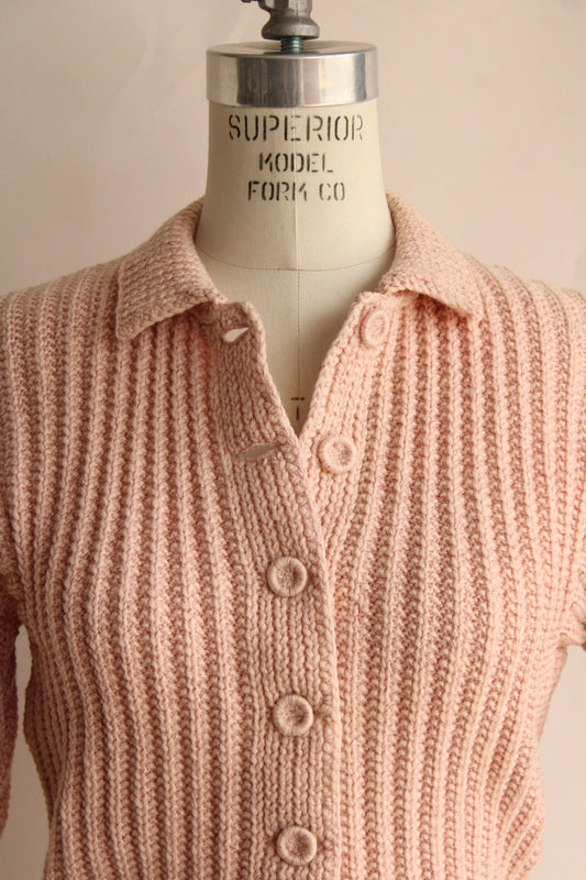 Vintage 1950s Pink Knit Cardigan With Collar