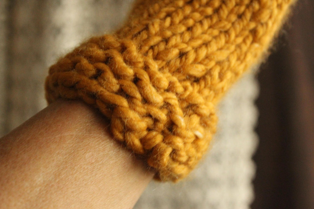 "Honey Hollow" Hand Knit Fingerless Gloves