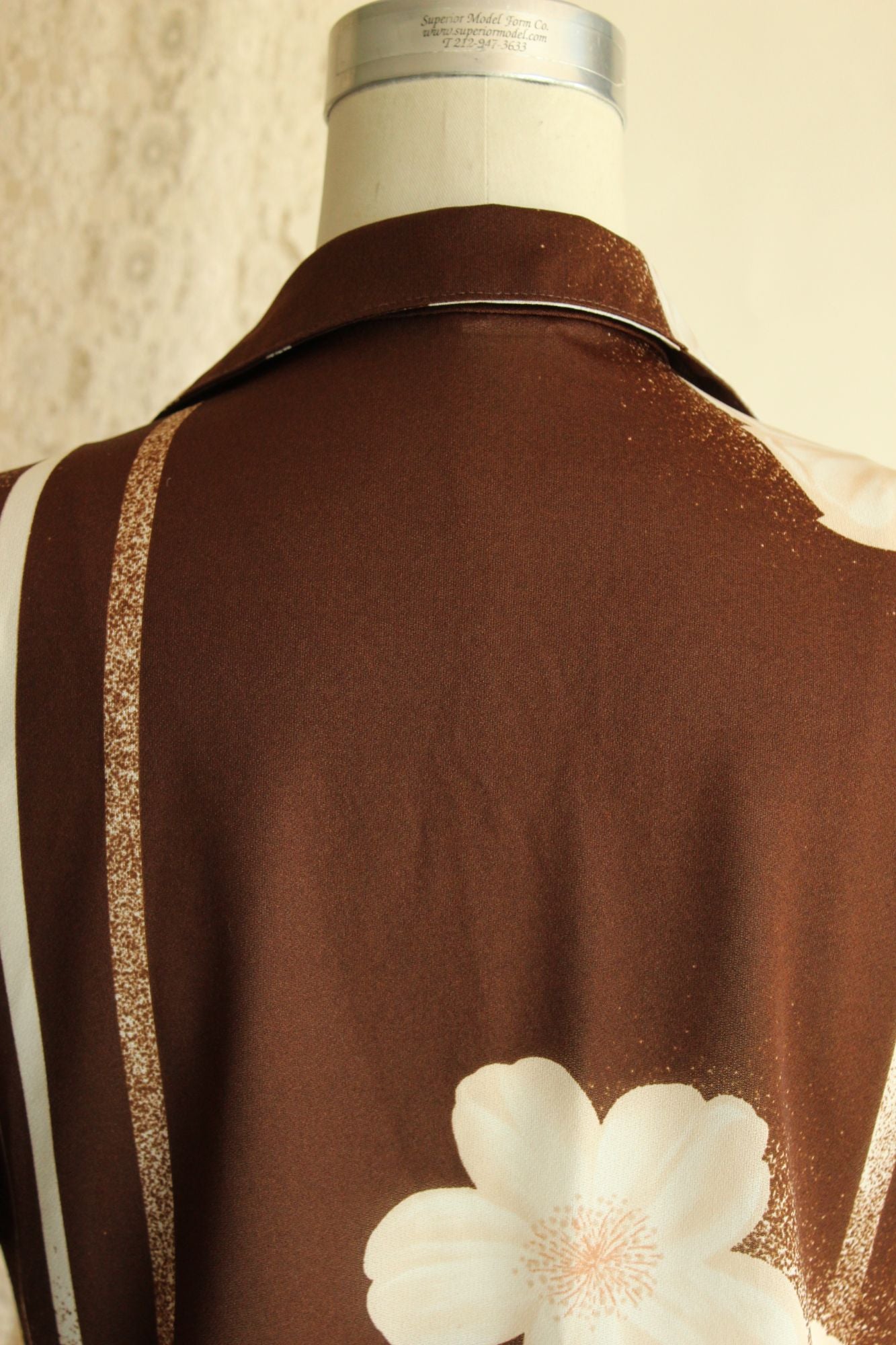Vintage 1970s Brown and White Floral Print Blouse
