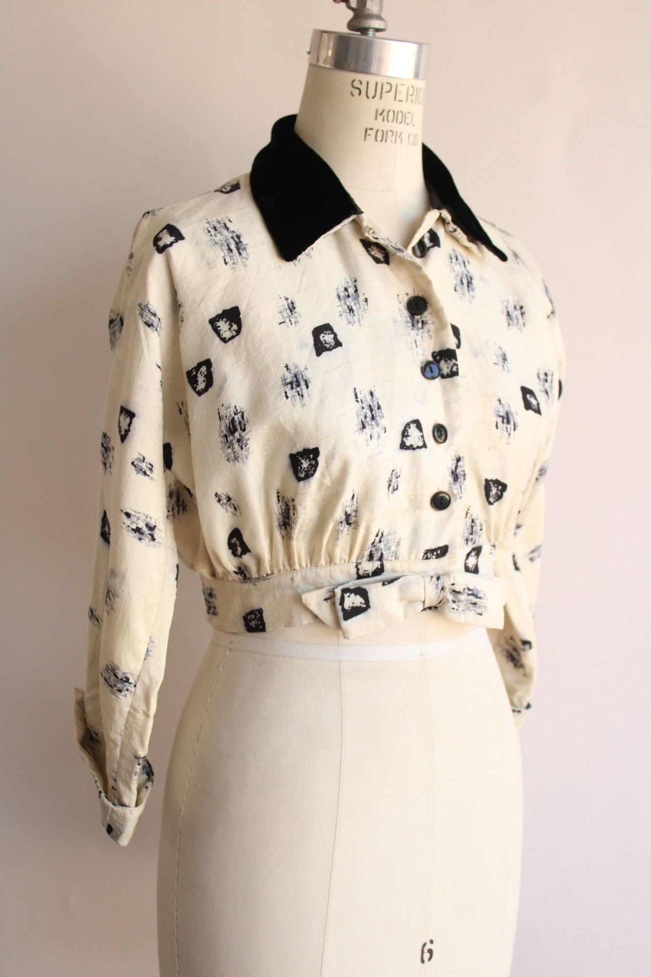 Vintage 1950s Jacket in Black, Gray and Winter White Silk with Velvet Collar