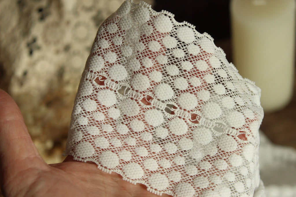 Vintage 1980s 1990s Stretch Lace Trim, White, 2 yards, 6.75" wide