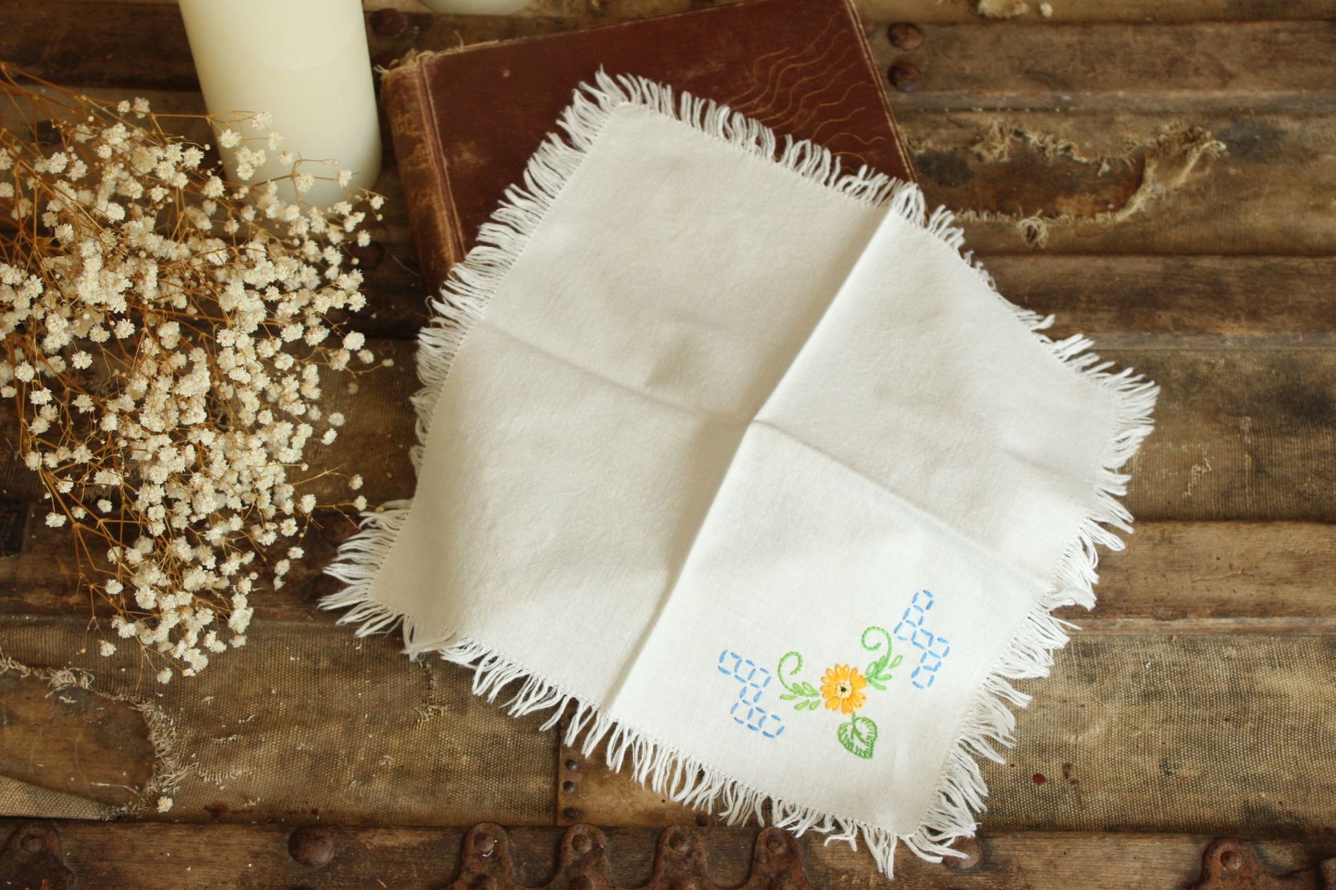 Vintage 1960s 1970s White Cotton With Embroidered Flowers and Fringe Hankie