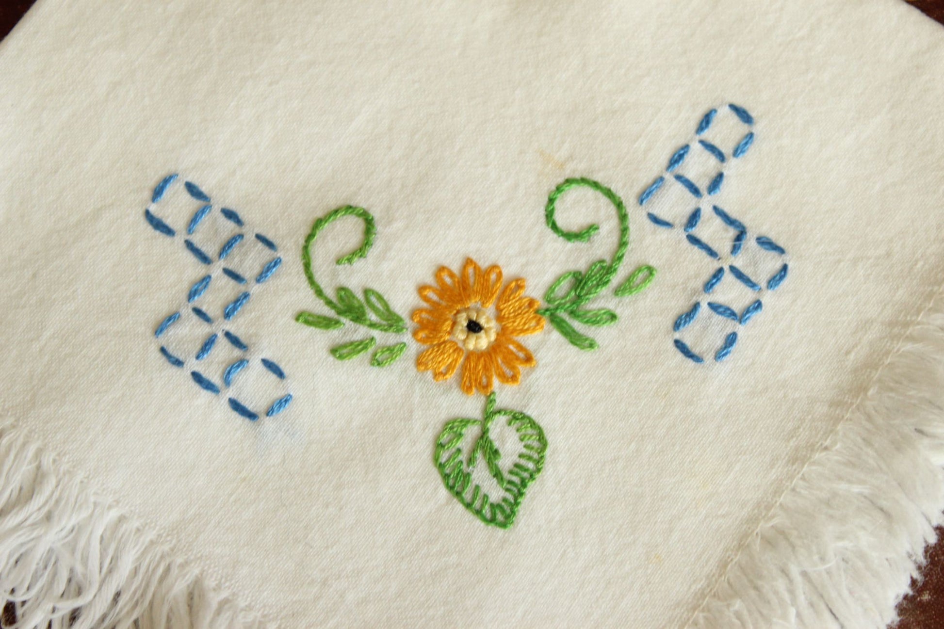 Vintage 1960s 1970s White Cotton With Embroidered Flowers and Fringe Hankie