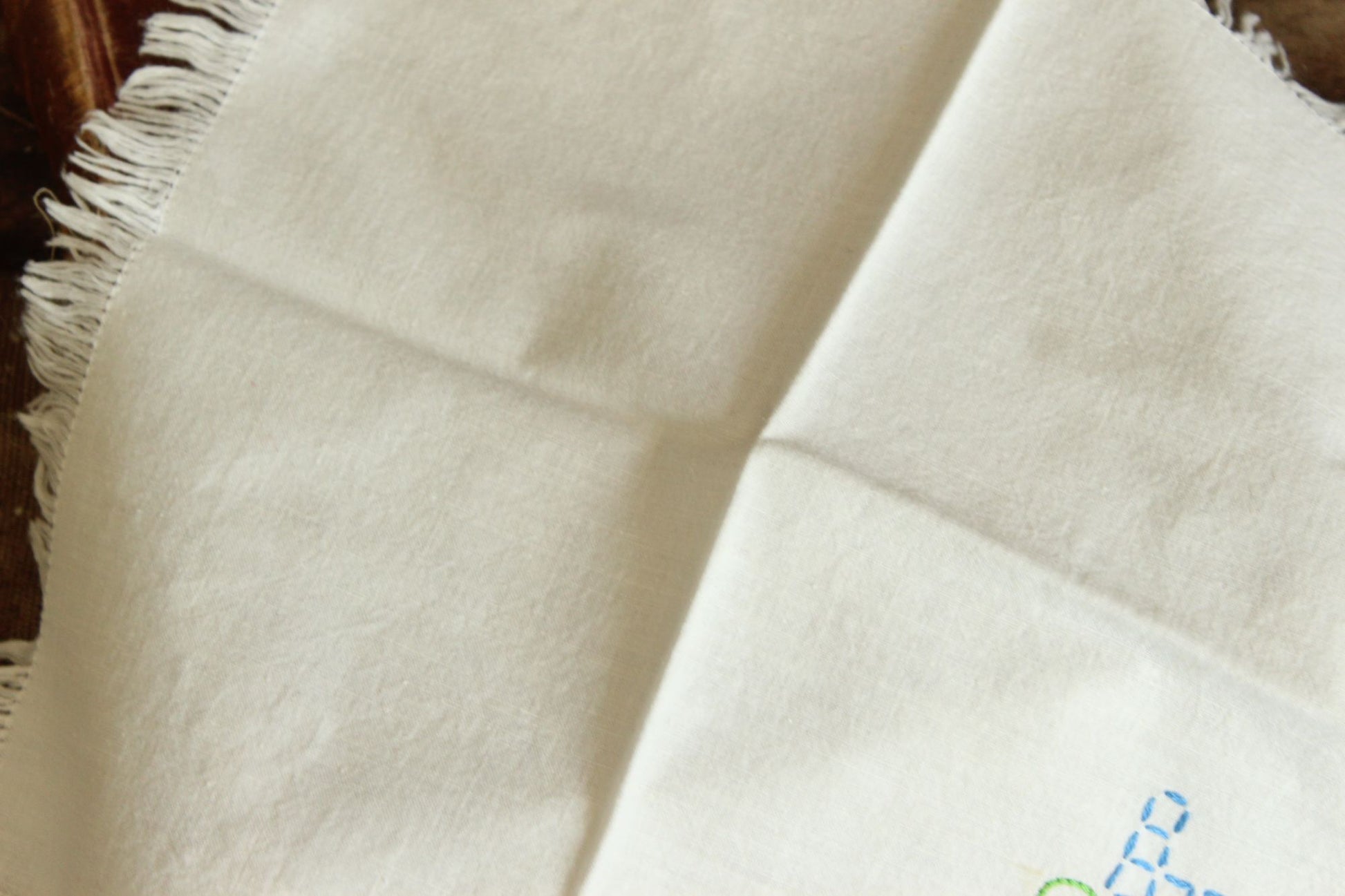 Vintage 1960s 1970s White Cotton With Embroidered Flowers and Fringe Hankie