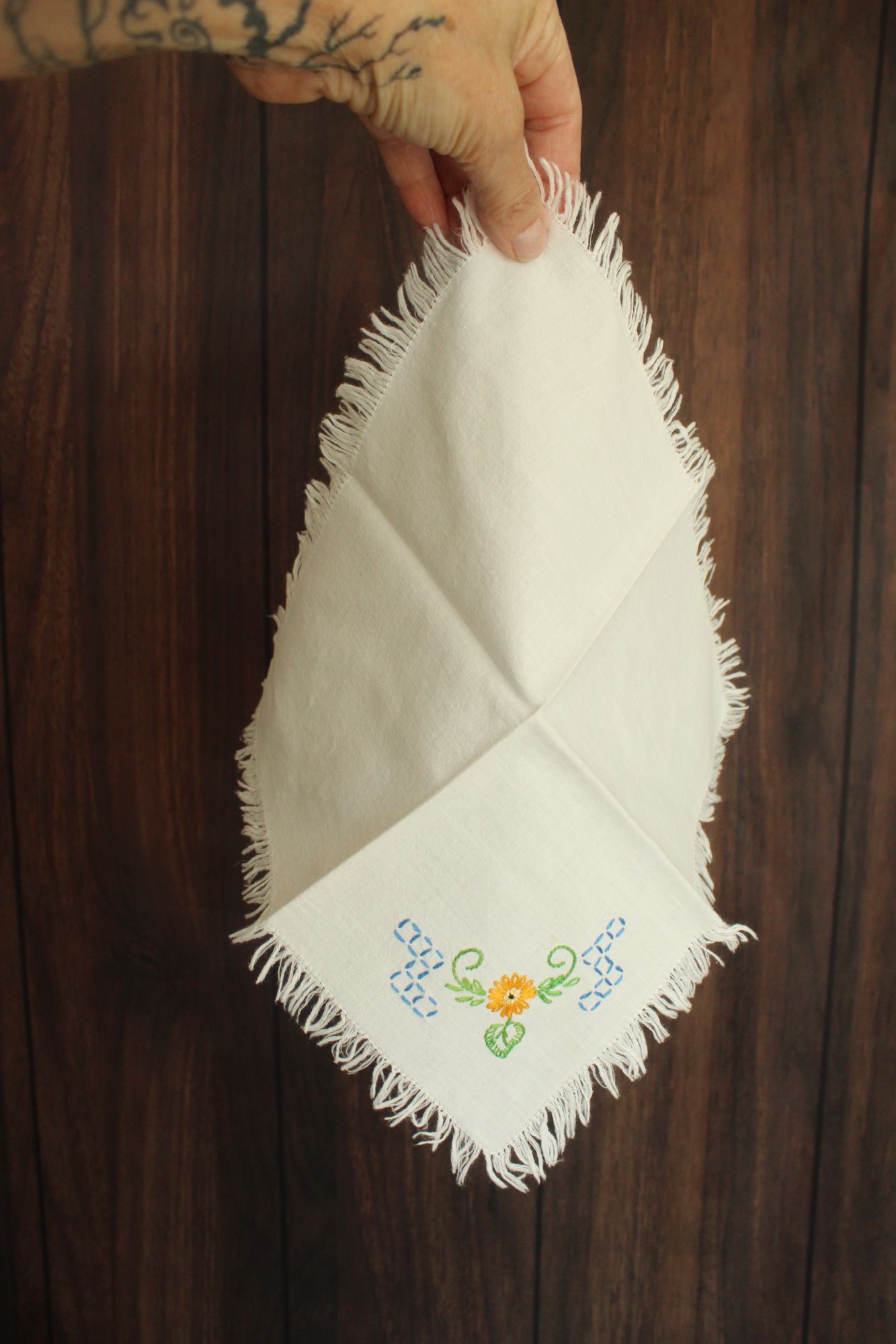 Vintage 1960s 1970s White Cotton With Embroidered Flowers and Fringe Hankie