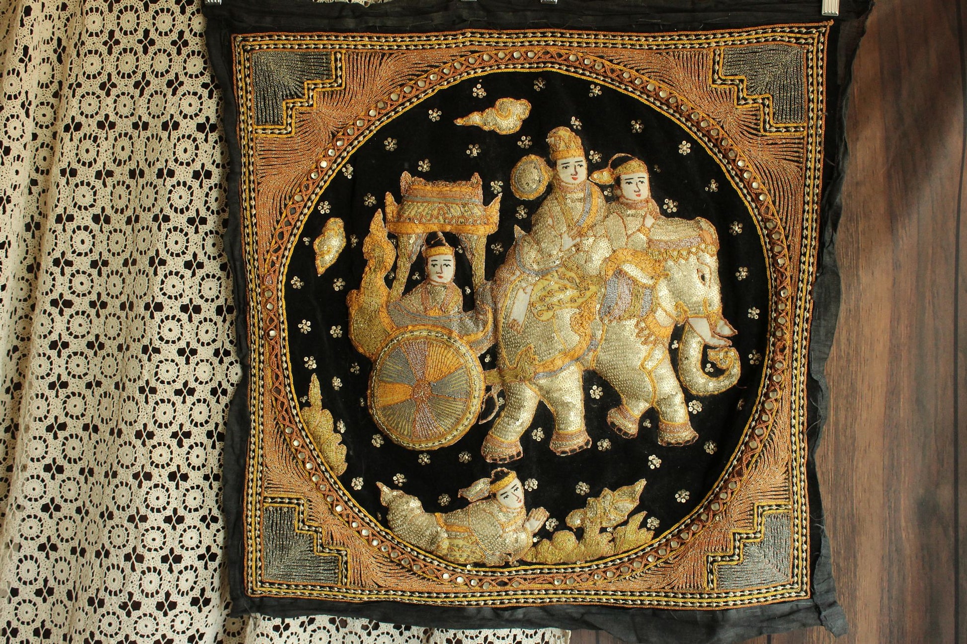 Vintage 1940s Kalaga Wall Hanging
