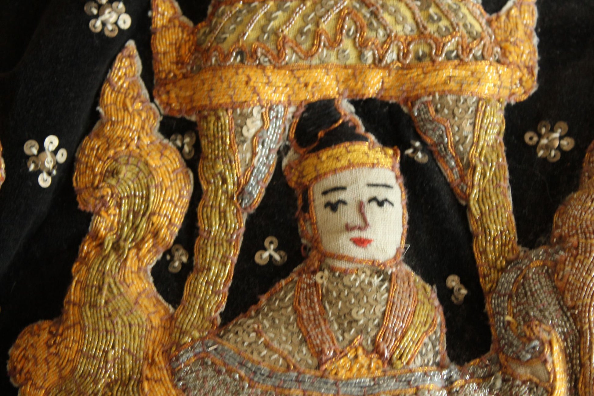 Vintage 1940s Kalaga Wall Hanging