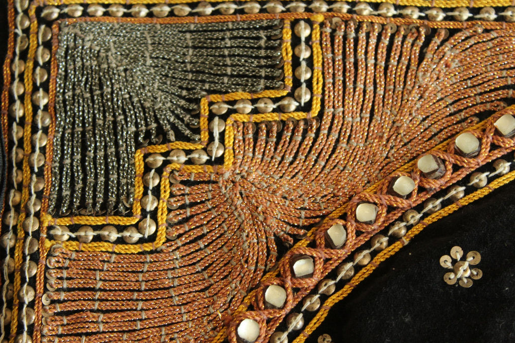 Vintage 1940s Kalaga Wall Hanging