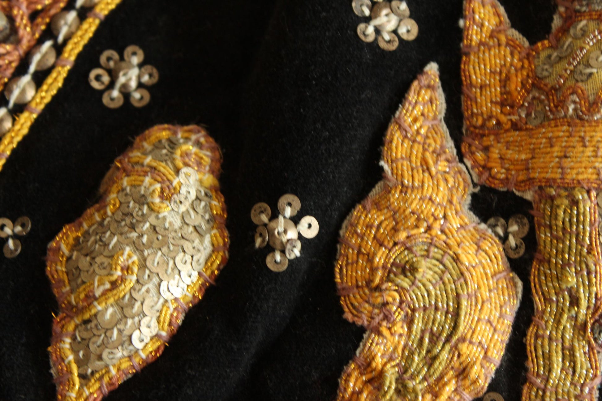 Vintage 1940s Kalaga Wall Hanging