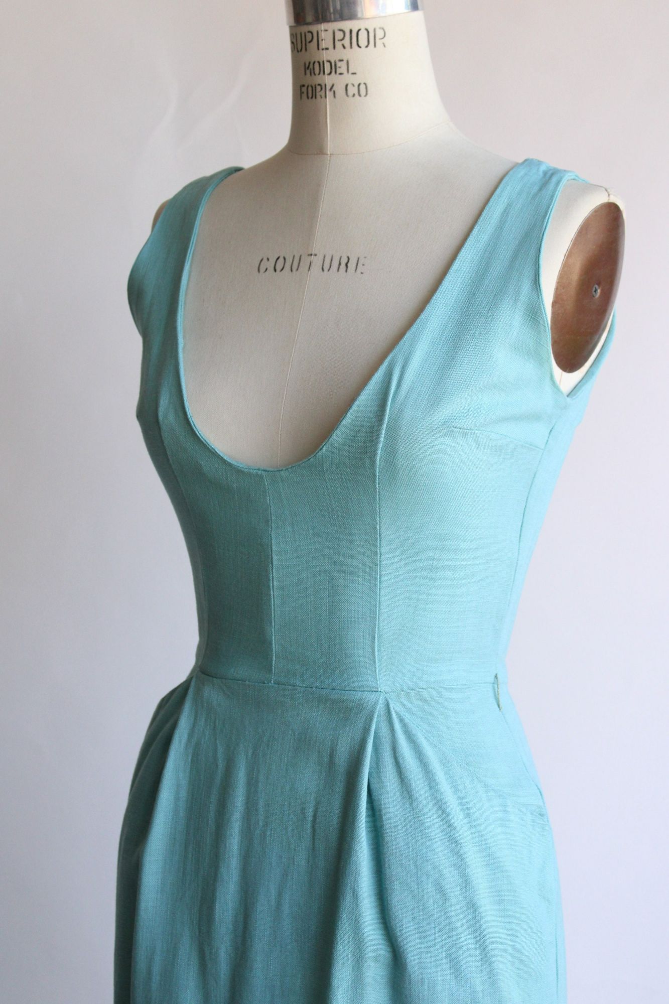 Vintage 1950s Wiggle Dress with Pockets in Robins Egg Blue Linen