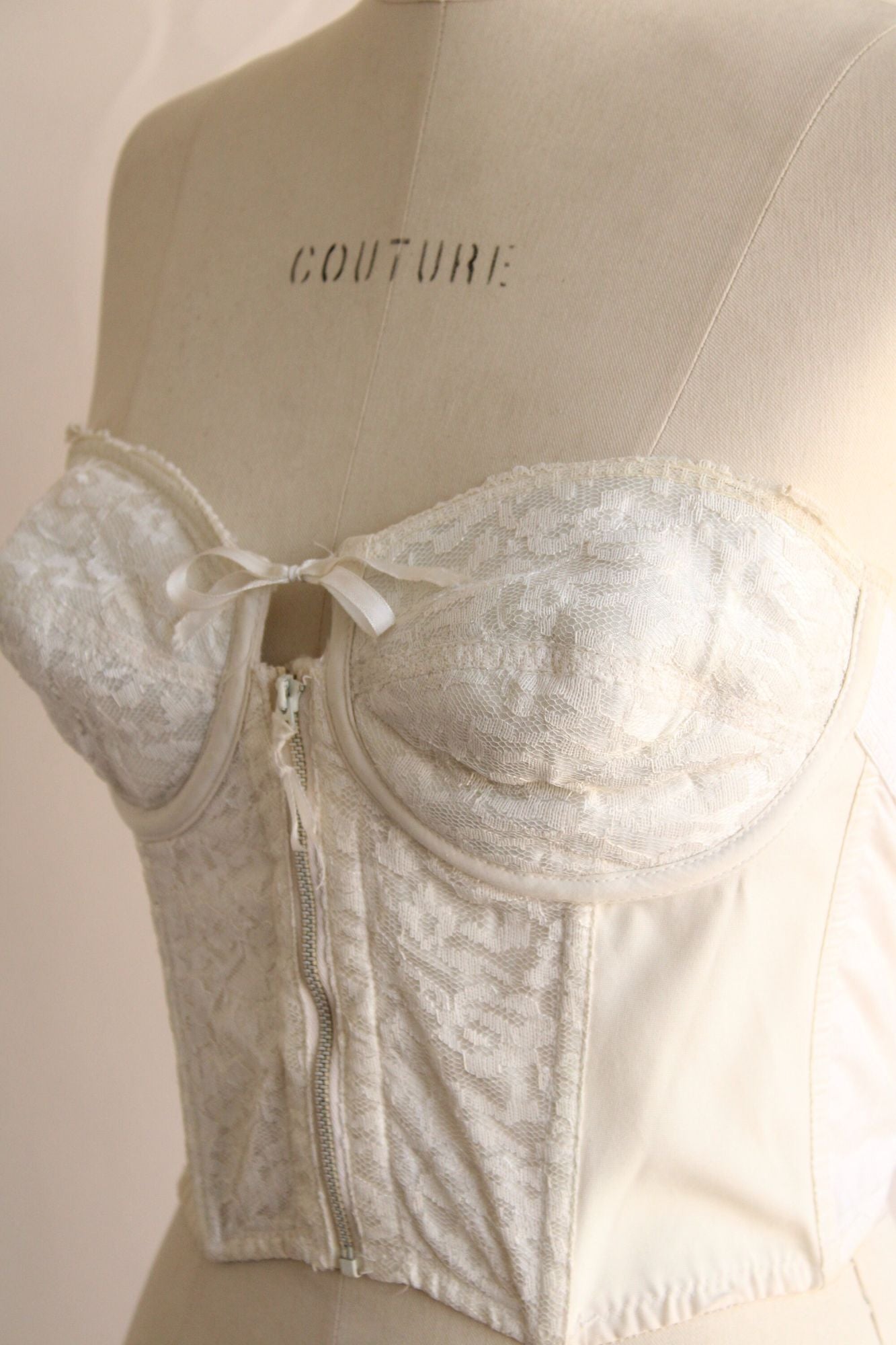 Vintage 1950s White Longline Backless Bra 34B, Convertible and Strapless