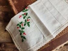 Vintage 1950s Christmas Handkerchief- NWT Embroidered Holly
