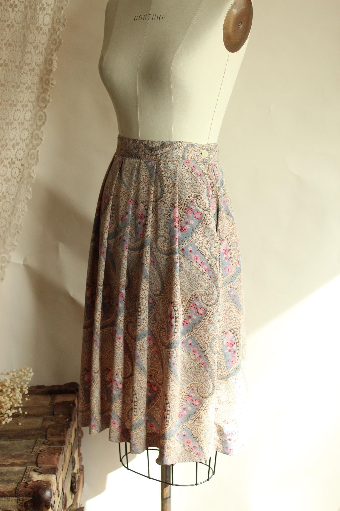 Vintage 1990s Koret Blue And Pink Paisley Floral Print Skirt