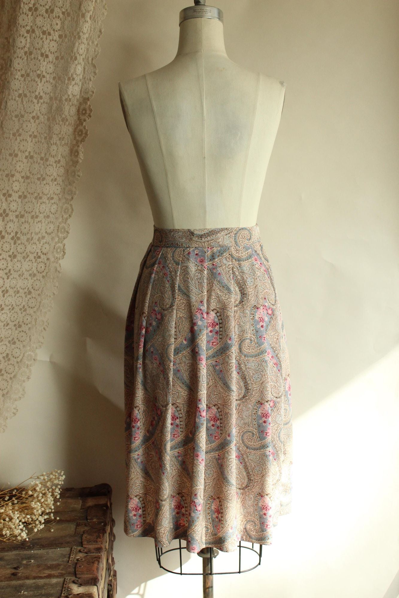 Vintage 1990s Koret Blue And Pink Paisley Floral Print Skirt