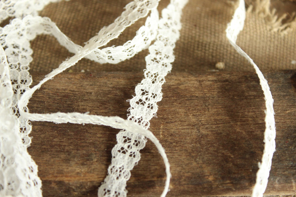 Vintage White Lace Trim, 7/16" wide 2 yards
