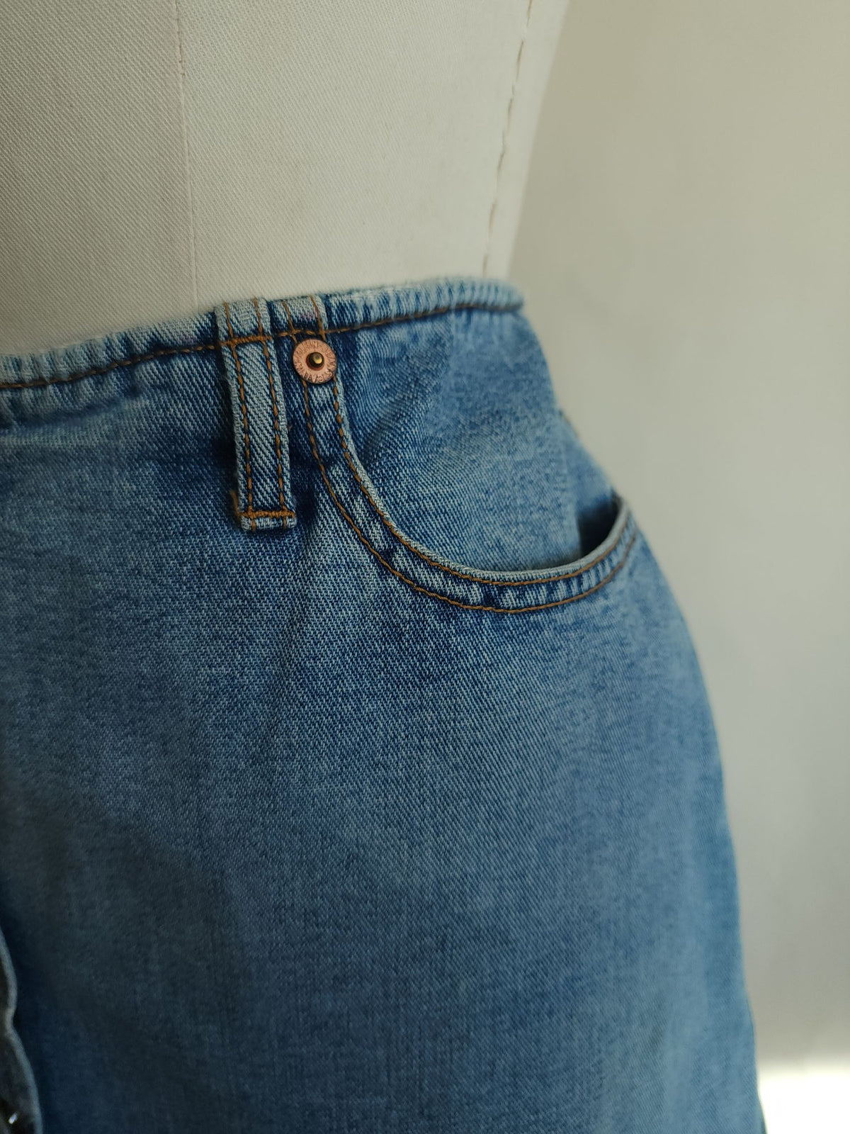 Vintage 2000s Calvin Klein Denim Mini Skirt