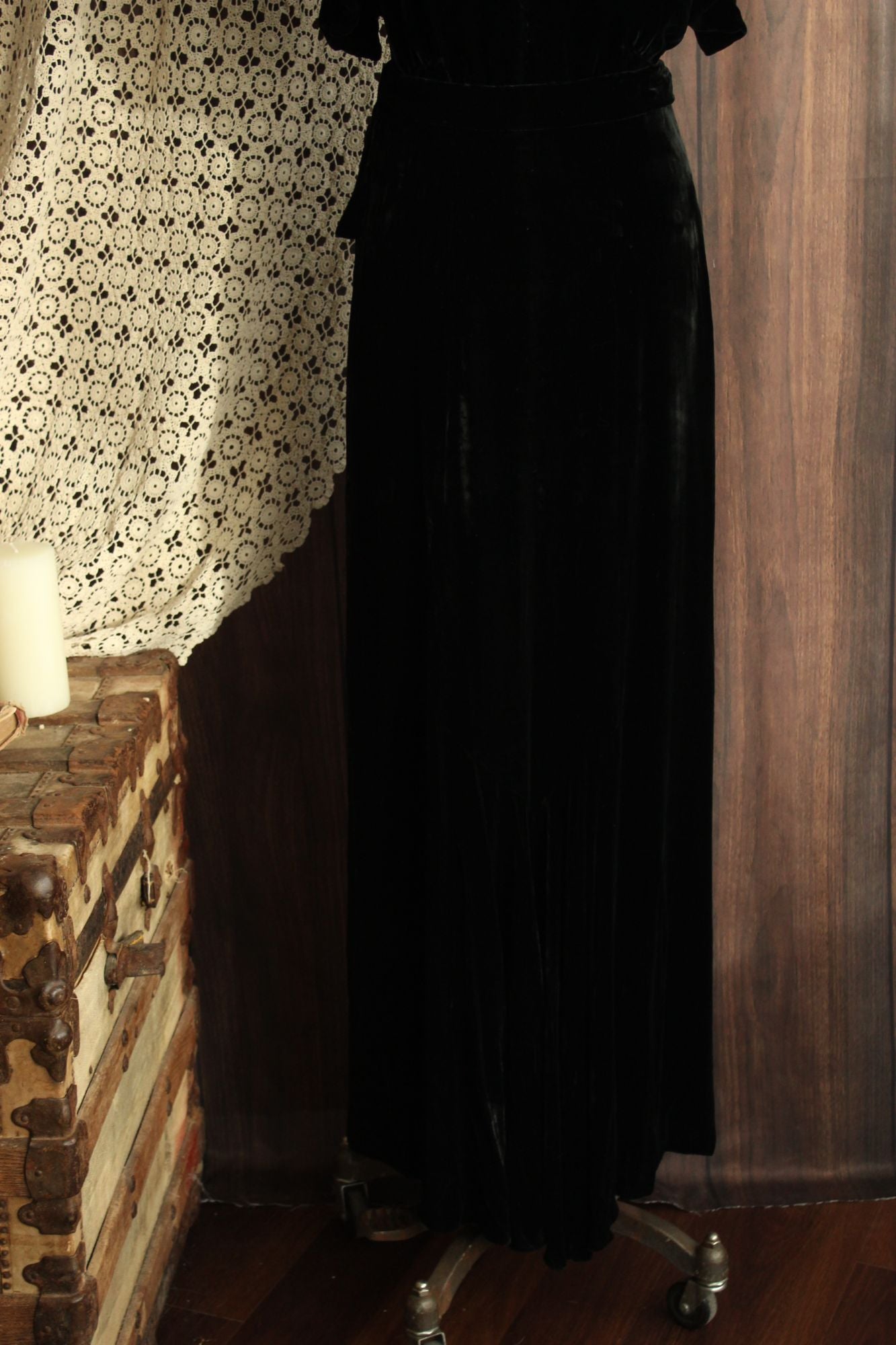 Vintage 1930s Kiviette Black Velvet Haute Couture Gown