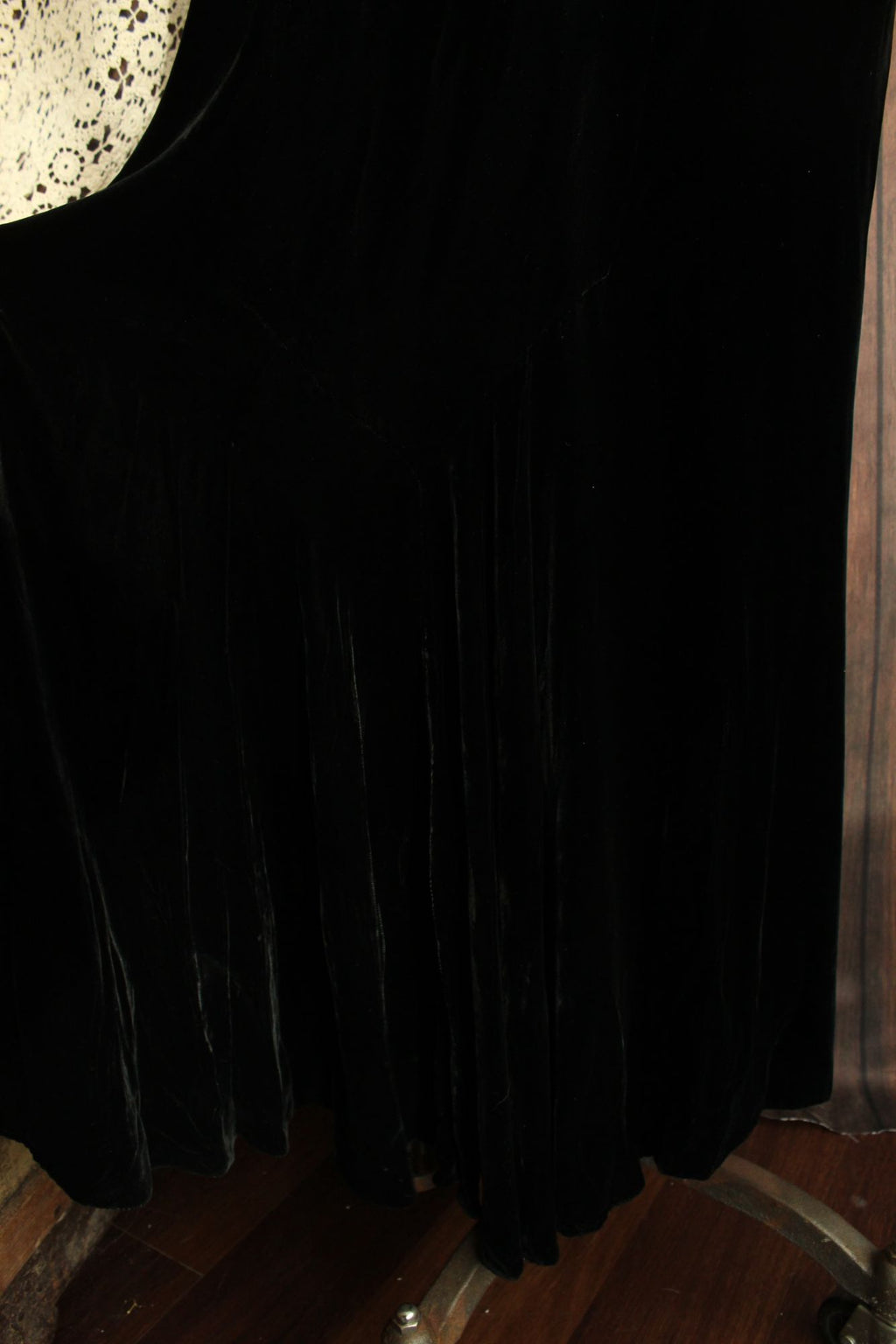 Vintage 1930s Kiviette Black Velvet Haute Couture Gown