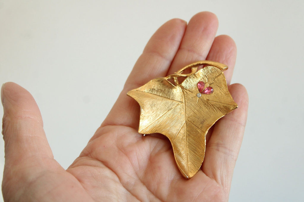 Vintage 1960s Gold Tone Leaf Brooch with Pink Rhinestones