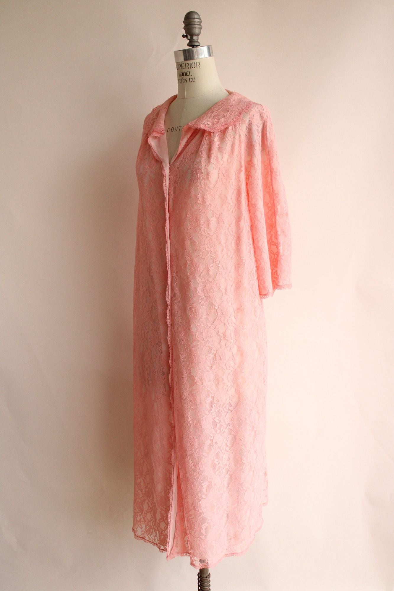 Vintage 1960s Gossard Artemis Pink Lace Robe – Toadstool Farm Vintage