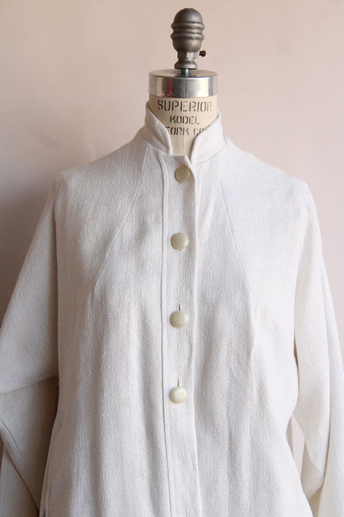 Vintage 1960s White Raw Silk Opera Jacket with Pockets and Buttons