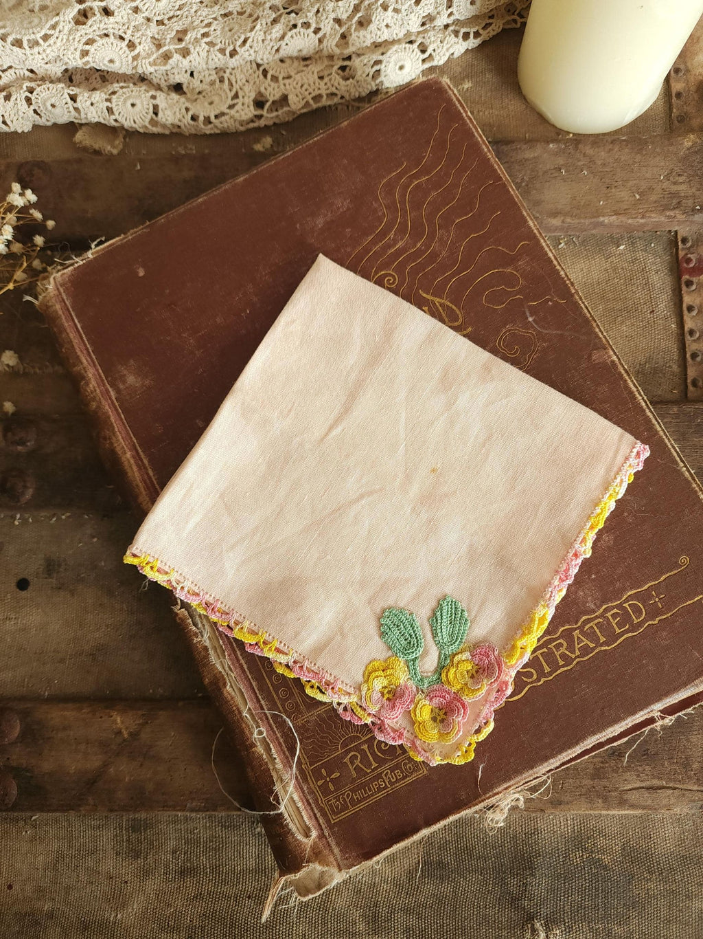 Vintage 1950s NWT Pink Linen Handkerchief with Crochet Yellow Pansy Flowers