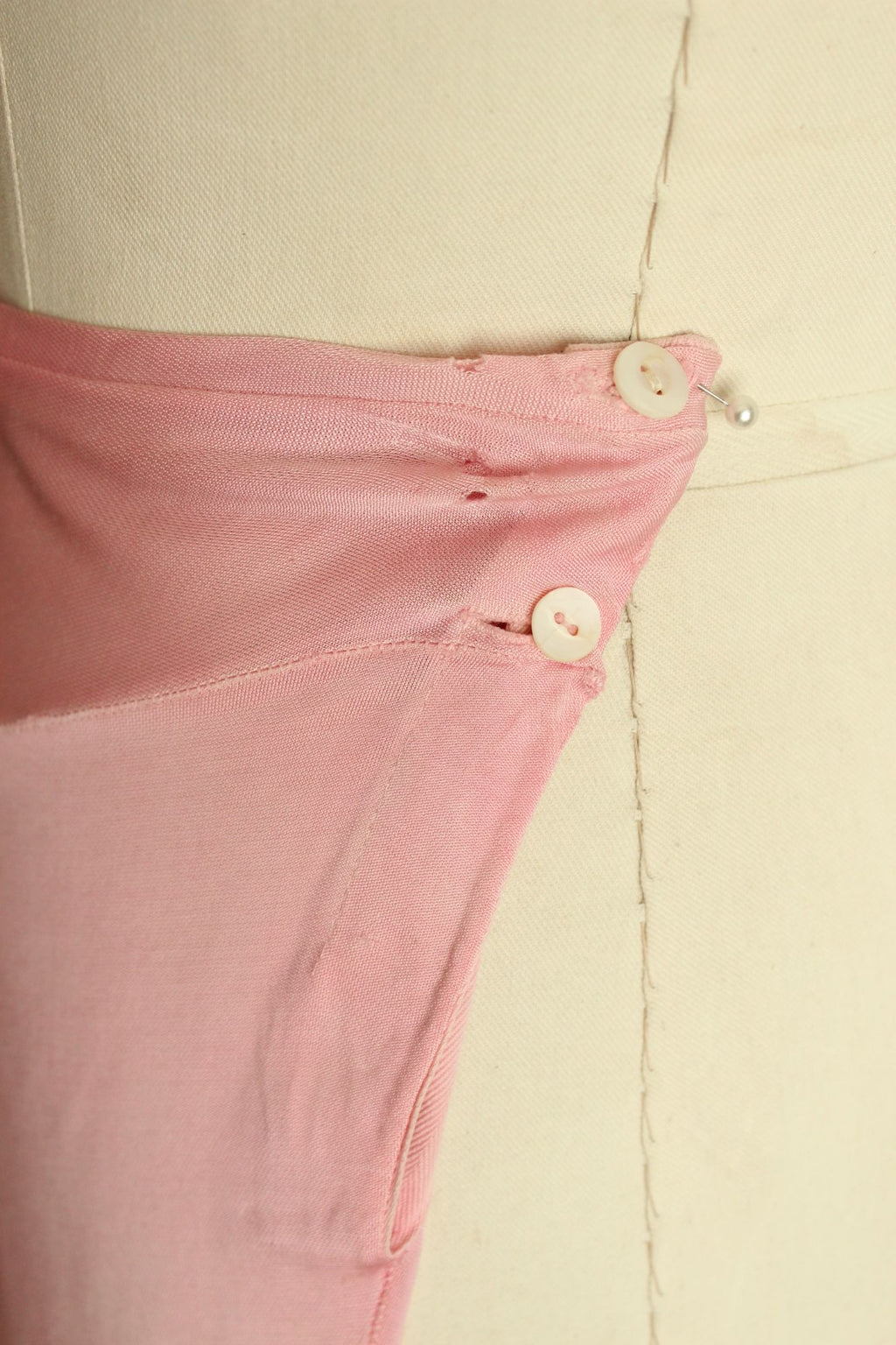 Vintage 1940s Pink Highwaisted Tap Pant