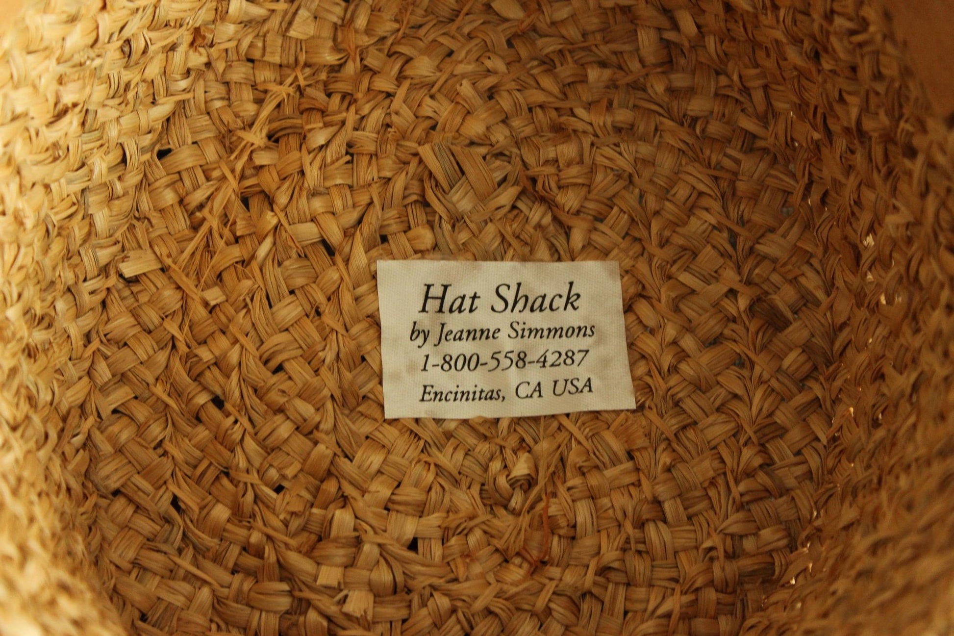 Vintage 1980s Jeanne Simmons Straw Wide Brimmed Sun hat with Silk Flowers