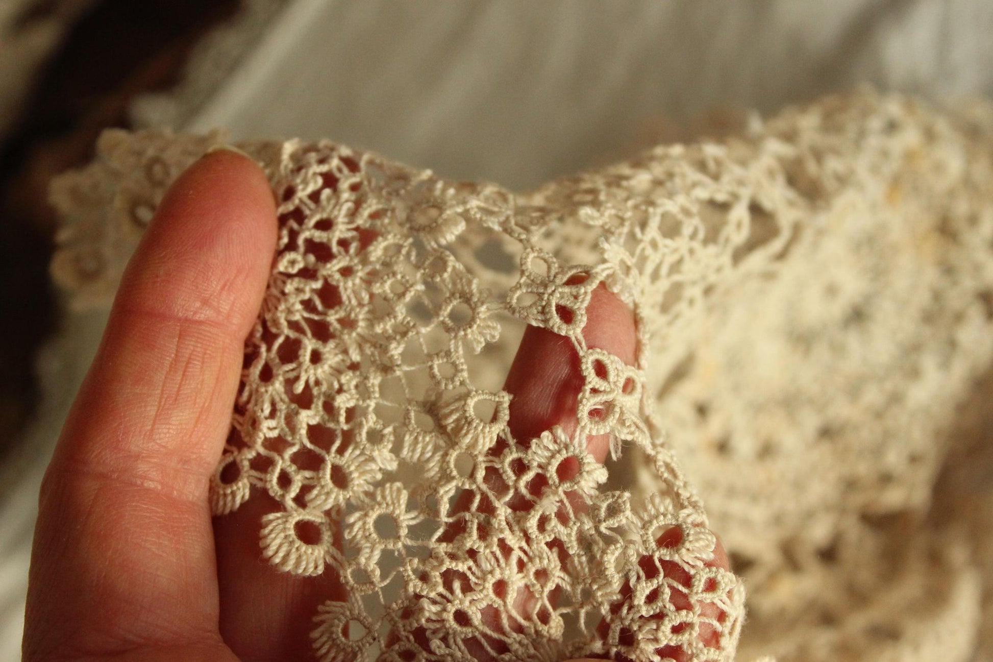 Vintage 1940s Crochet Doily and Linen Table Runner