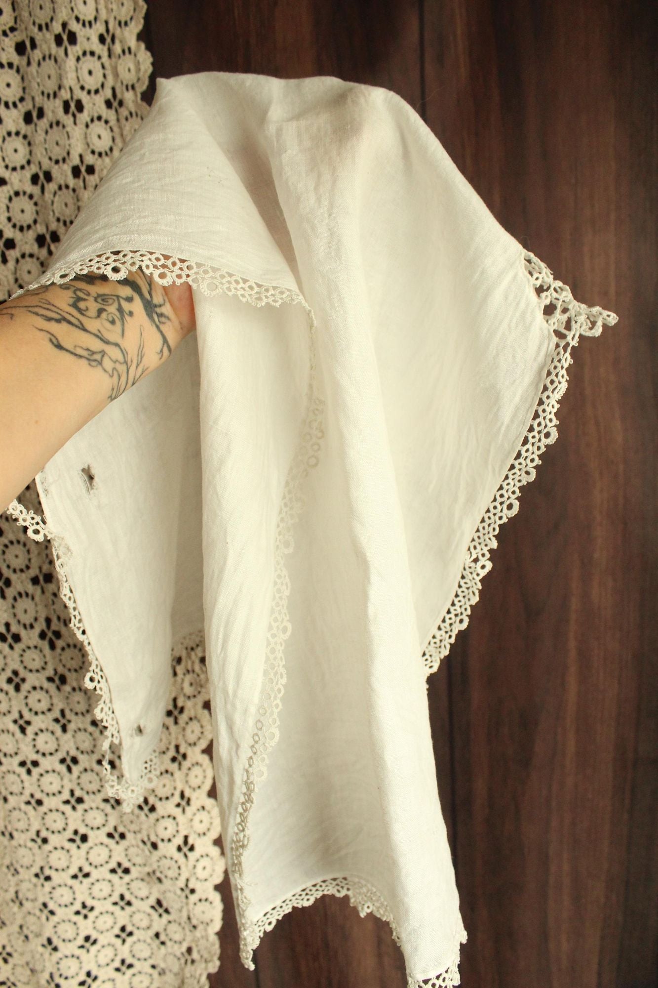 Vintage 1940s Crochet Doily and Linen Table Runner