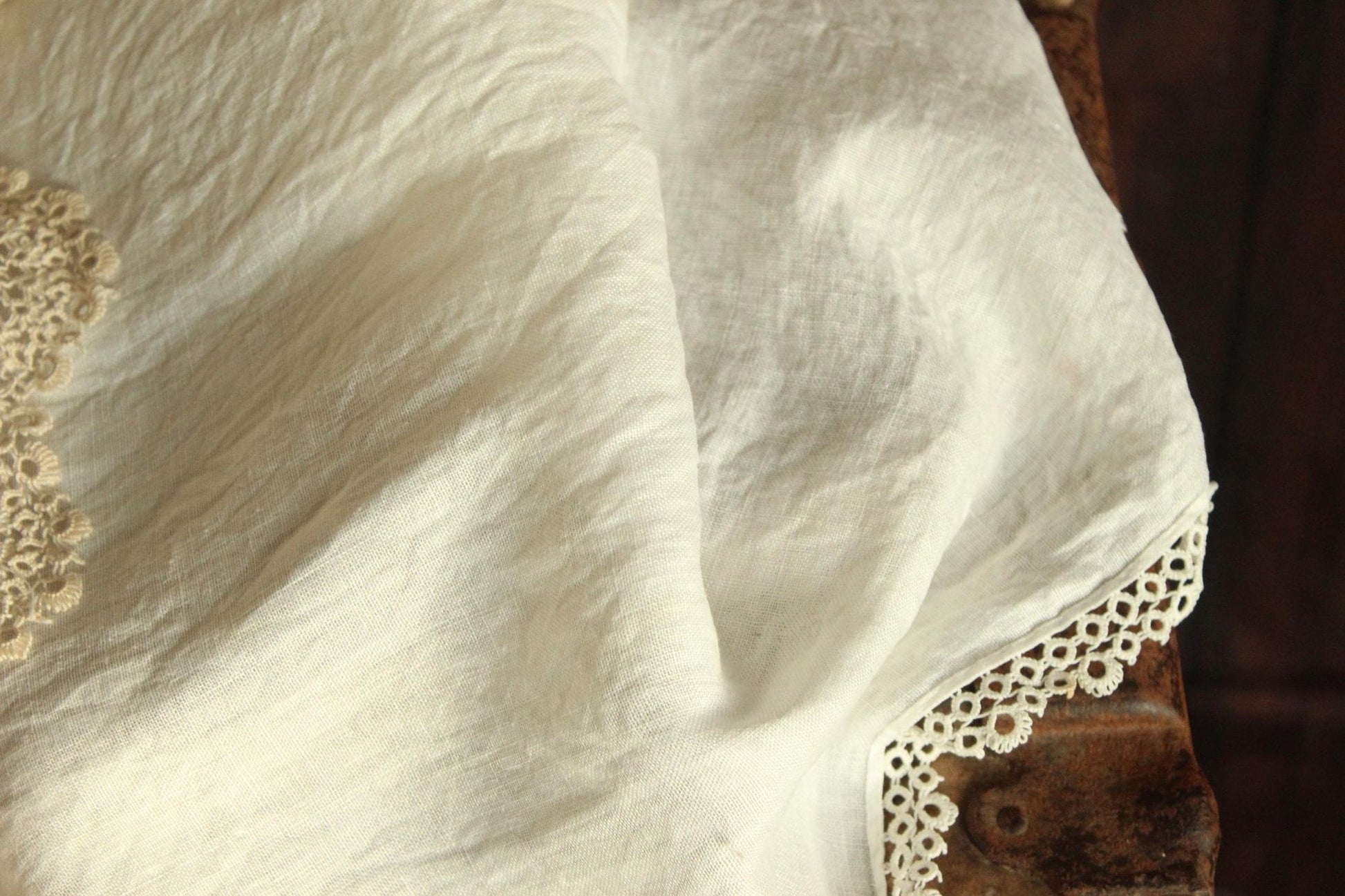 Vintage 1940s Crochet Doily and Linen Table Runner