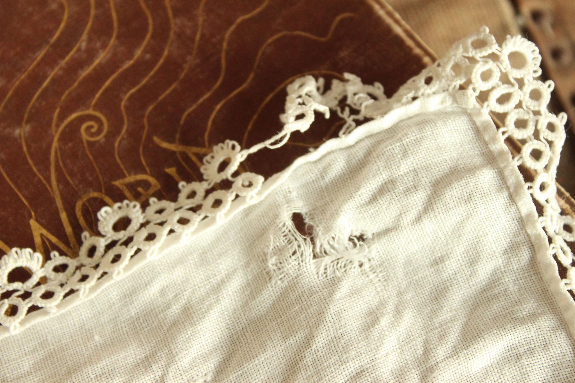 Vintage 1940s Crochet Doily and Linen Table Runner