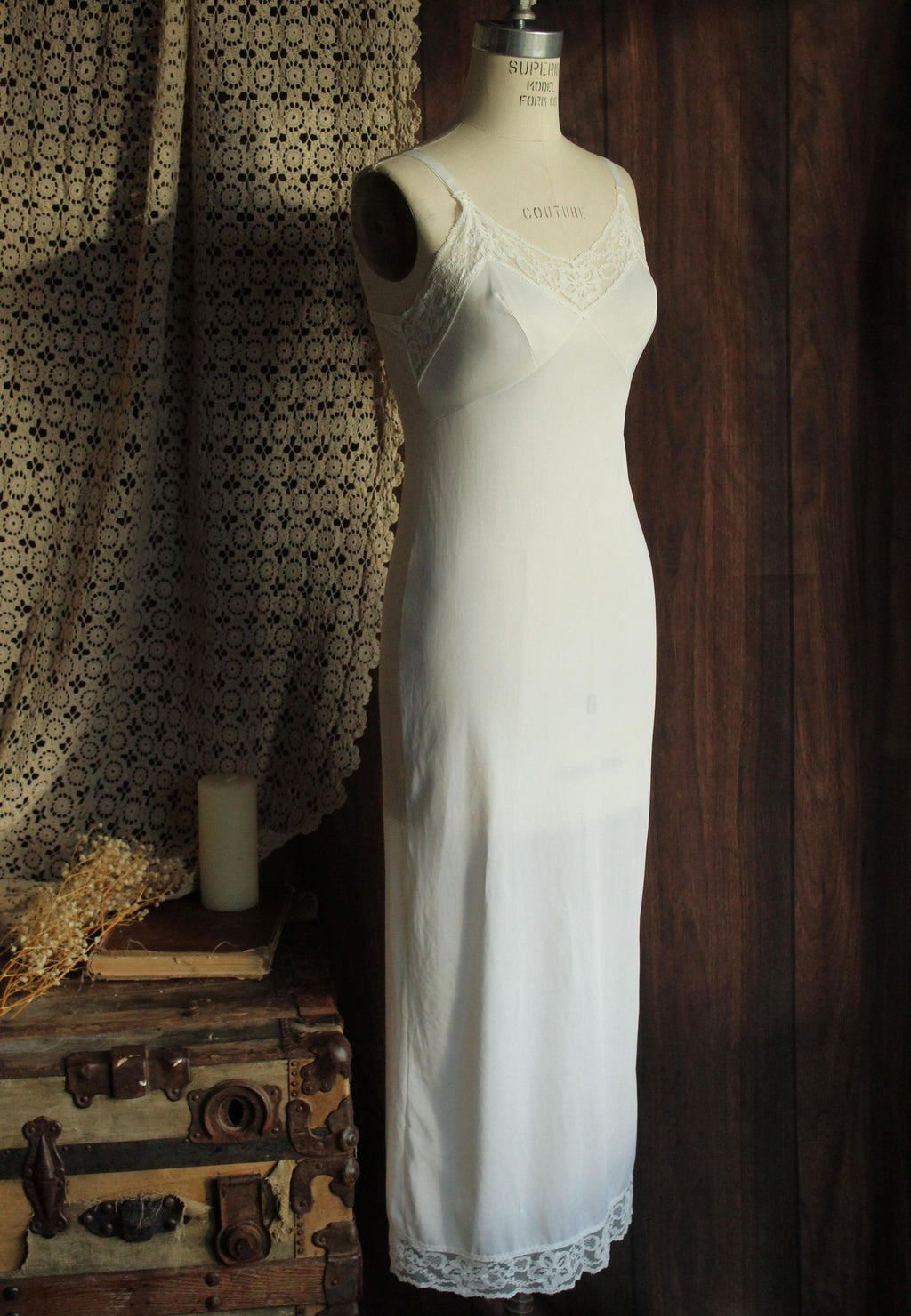 Vintage 1970s Montgomery Ward Ankle Length White Slip