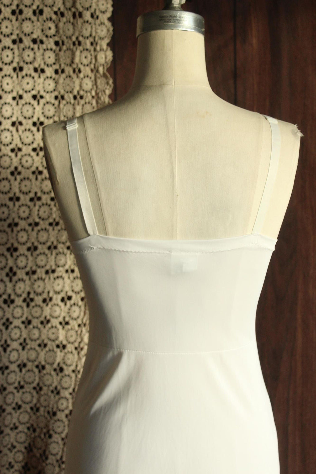 Vintage 1970s Montgomery Ward Ankle Length White Slip