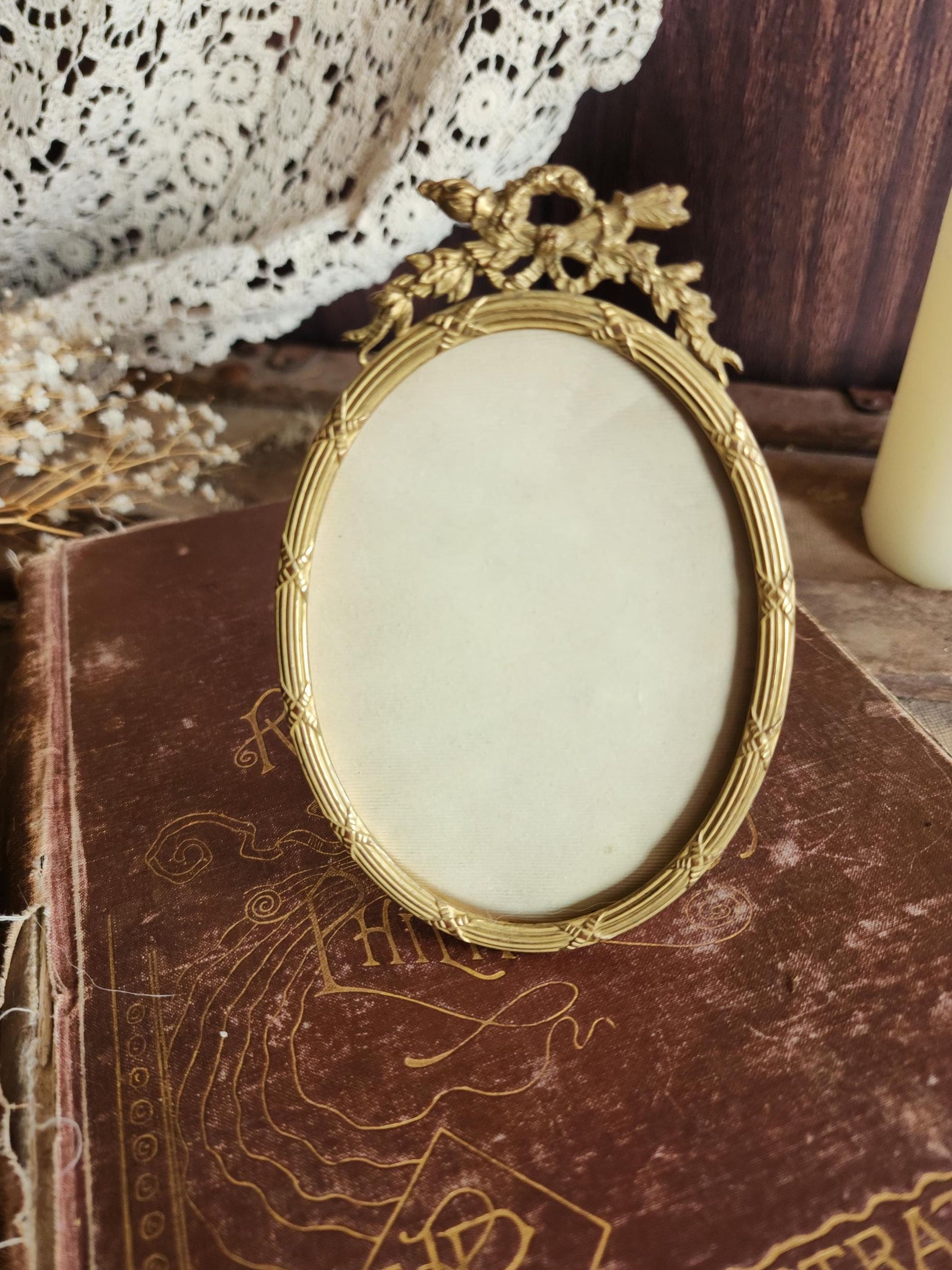 Vintage 1960s Ornate Baroque Gold Frame
