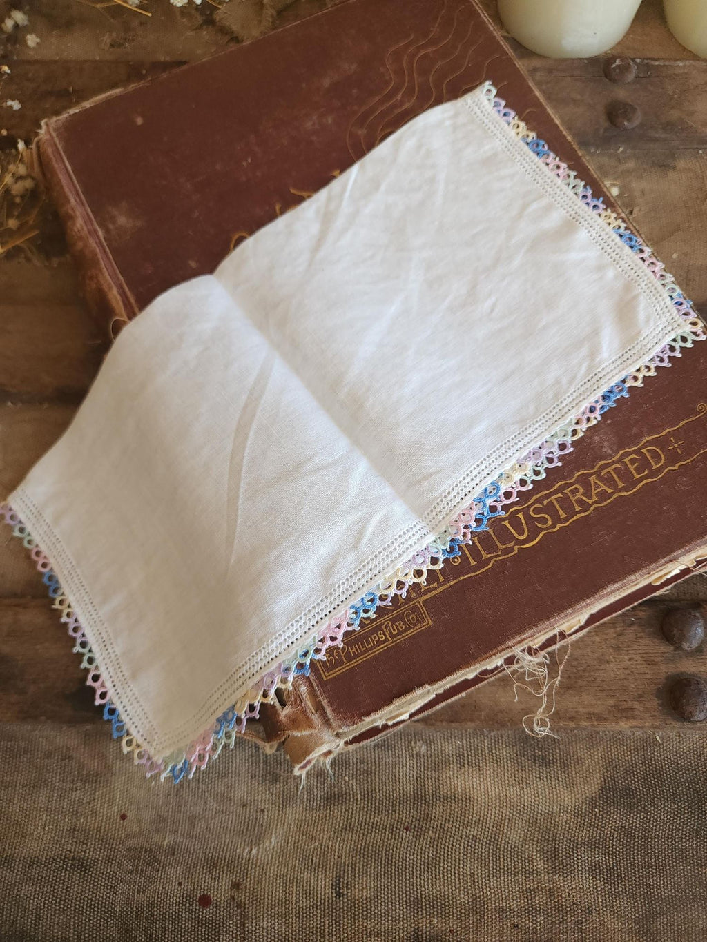 Vintage 1950s Pastel Tatted Lace Edge Handkerchief in White Linen