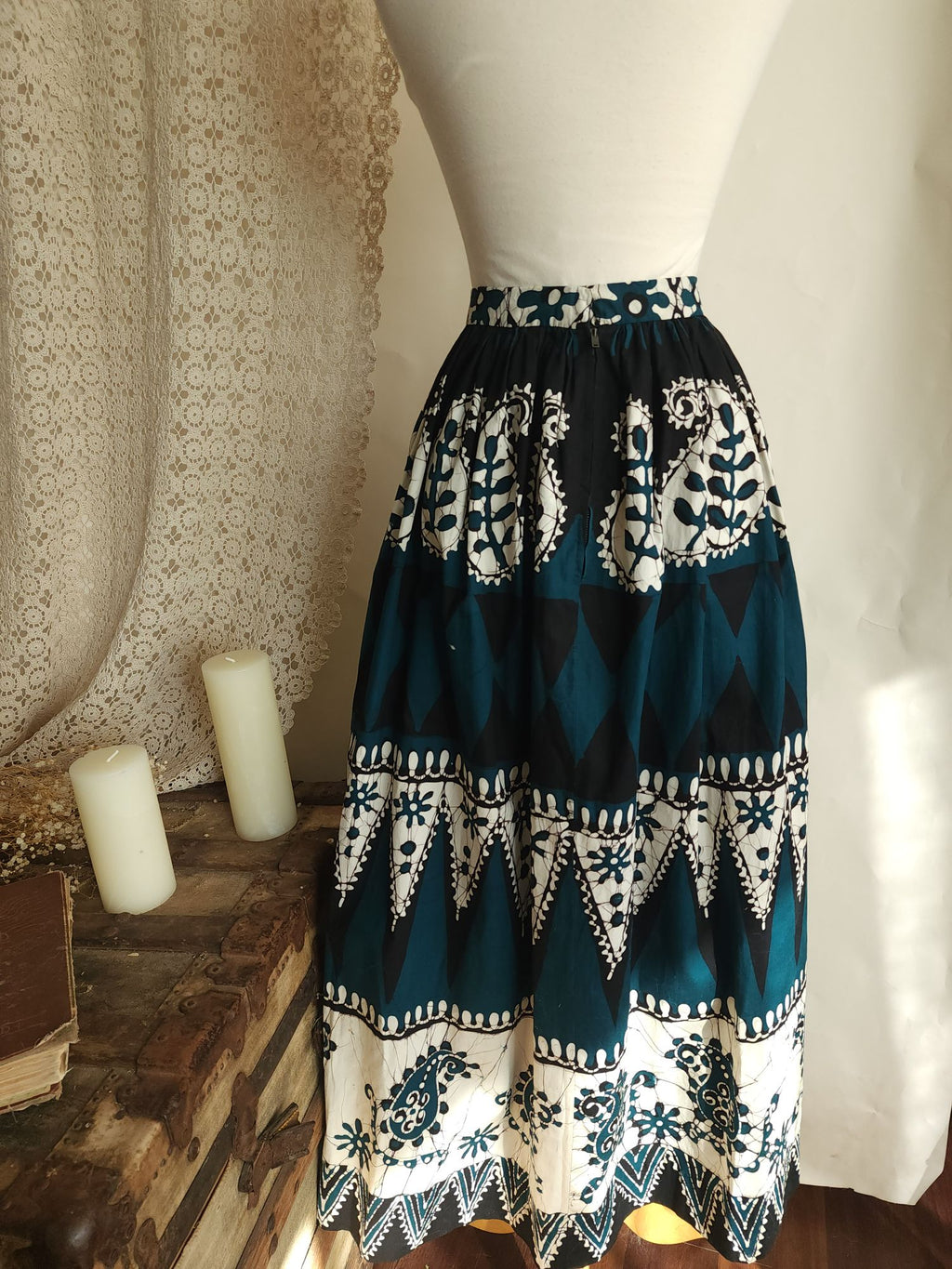Vintage 1960s 1970s Black Teal and White Maxiskirt in a Batik Print