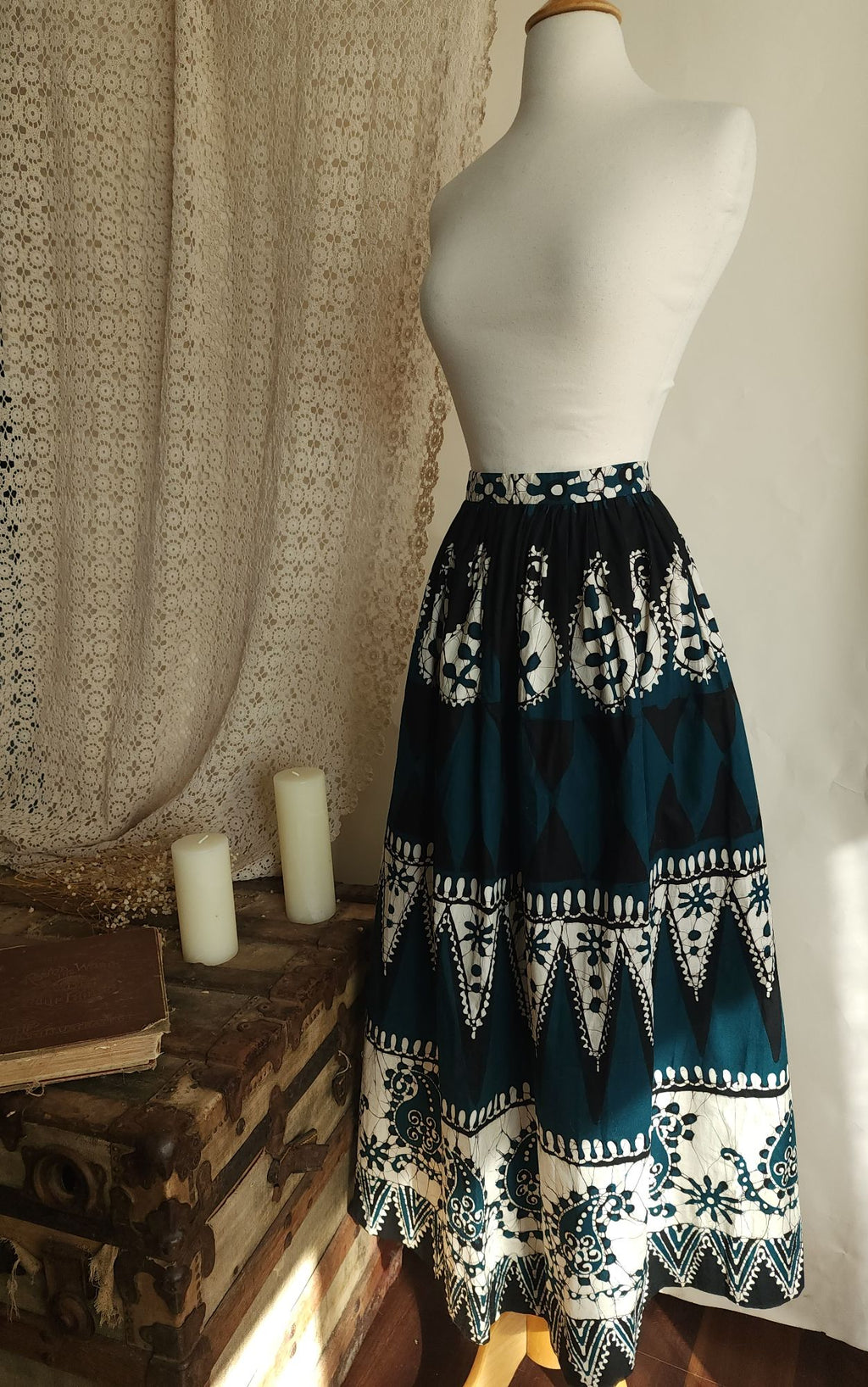 Vintage 1960s 1970s Black Teal and White Maxiskirt in a Batik Print