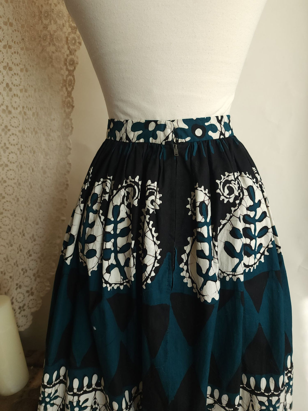 Vintage 1960s 1970s Black Teal and White Maxiskirt in a Batik Print