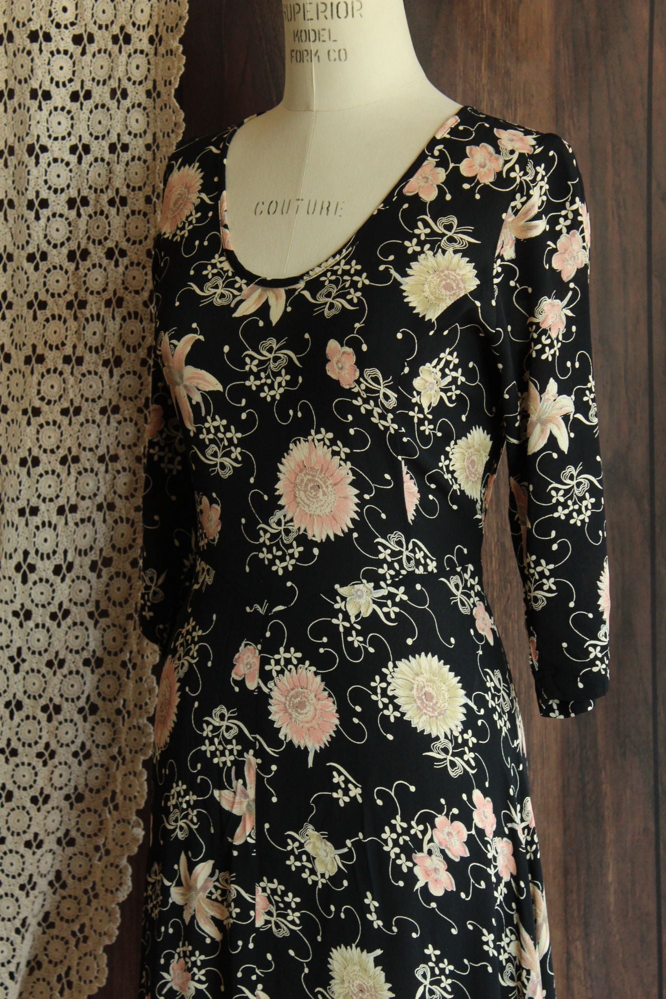 Vintage 1980's 1990s Zoe Black Floral Print Rayon Dress