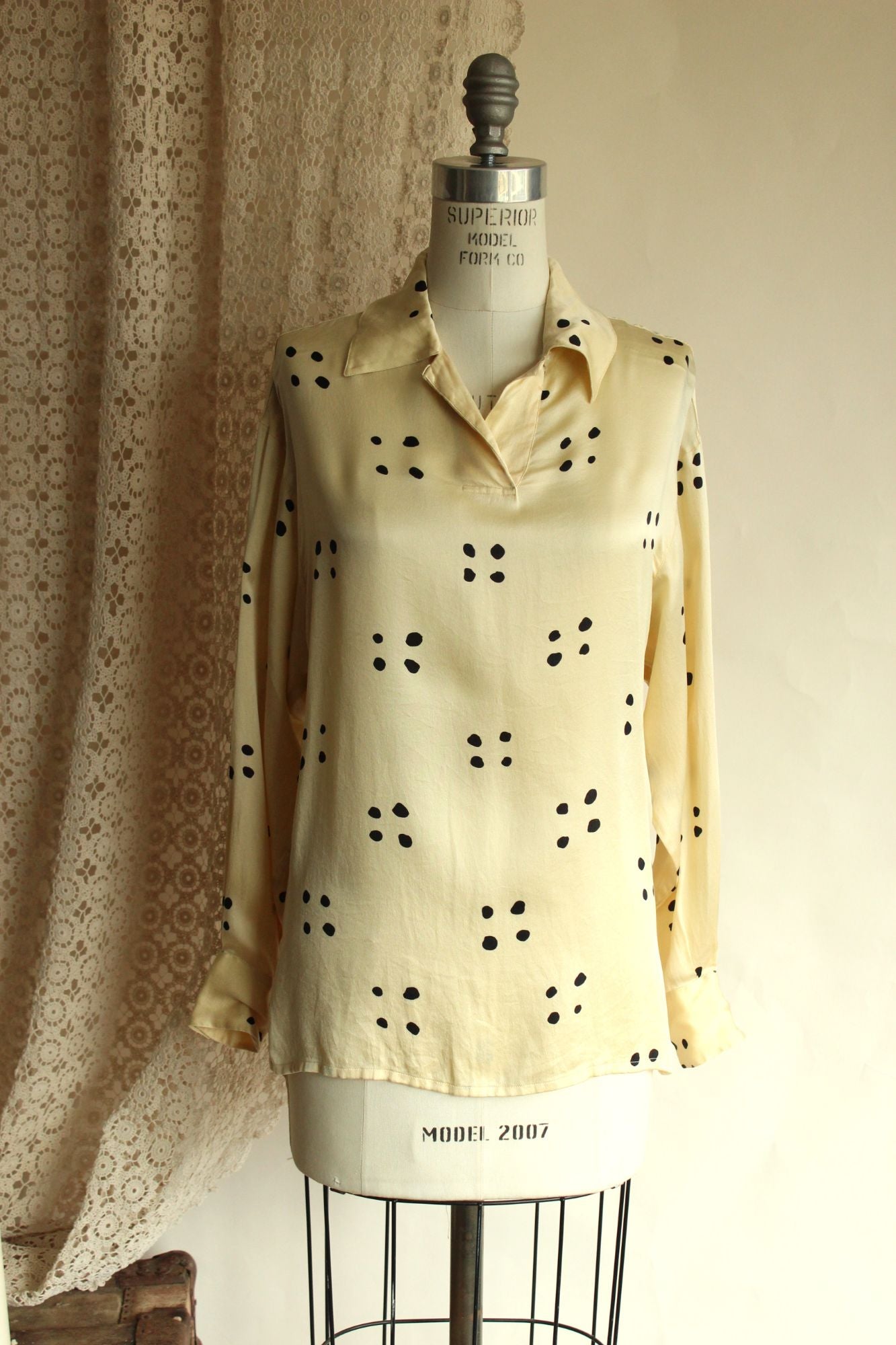 Vintage 1980s Perry Ellis Main Line Yellow and Black Silk Tunic