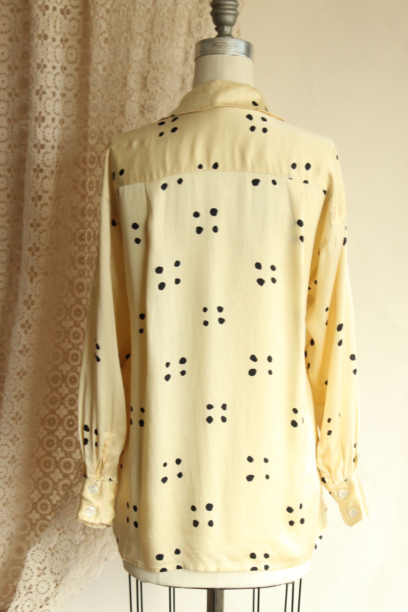 Vintage 1980s Perry Ellis Main Line Yellow and Black Silk Tunic